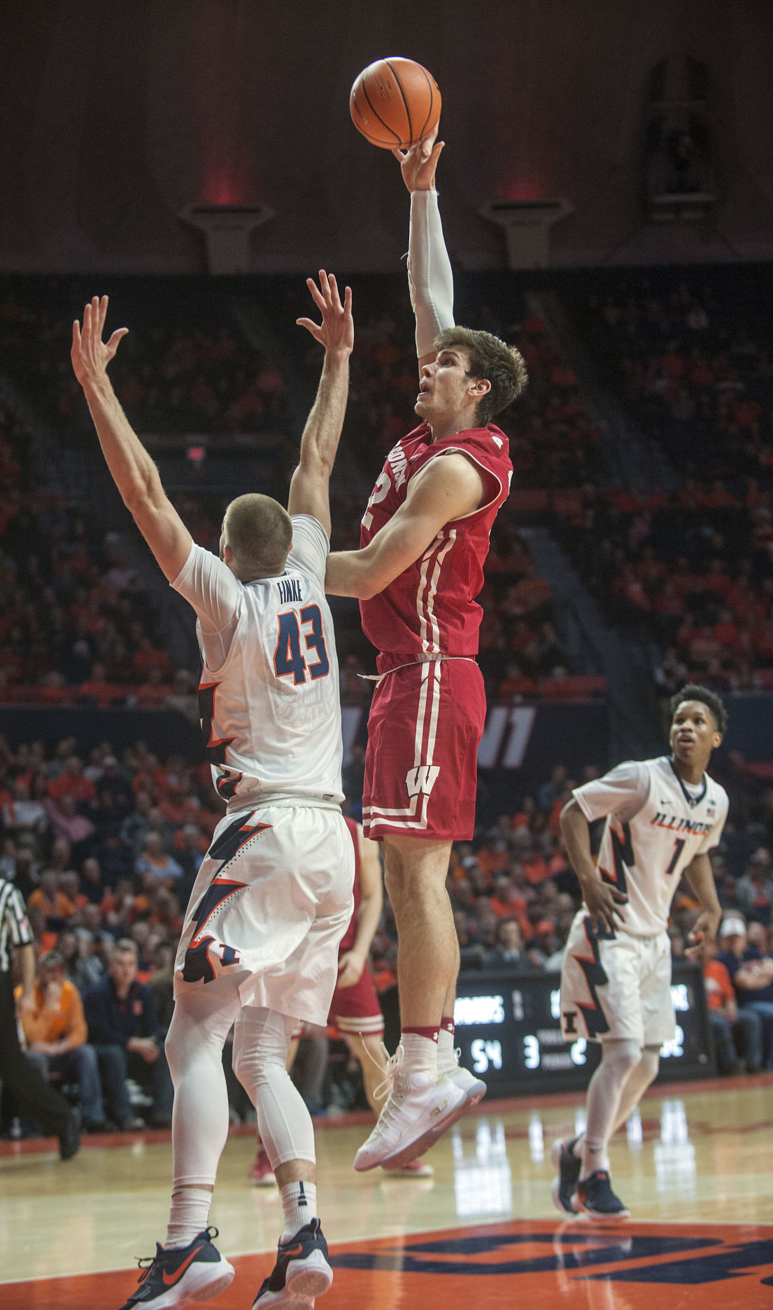Wisconsin Illinois Basketball